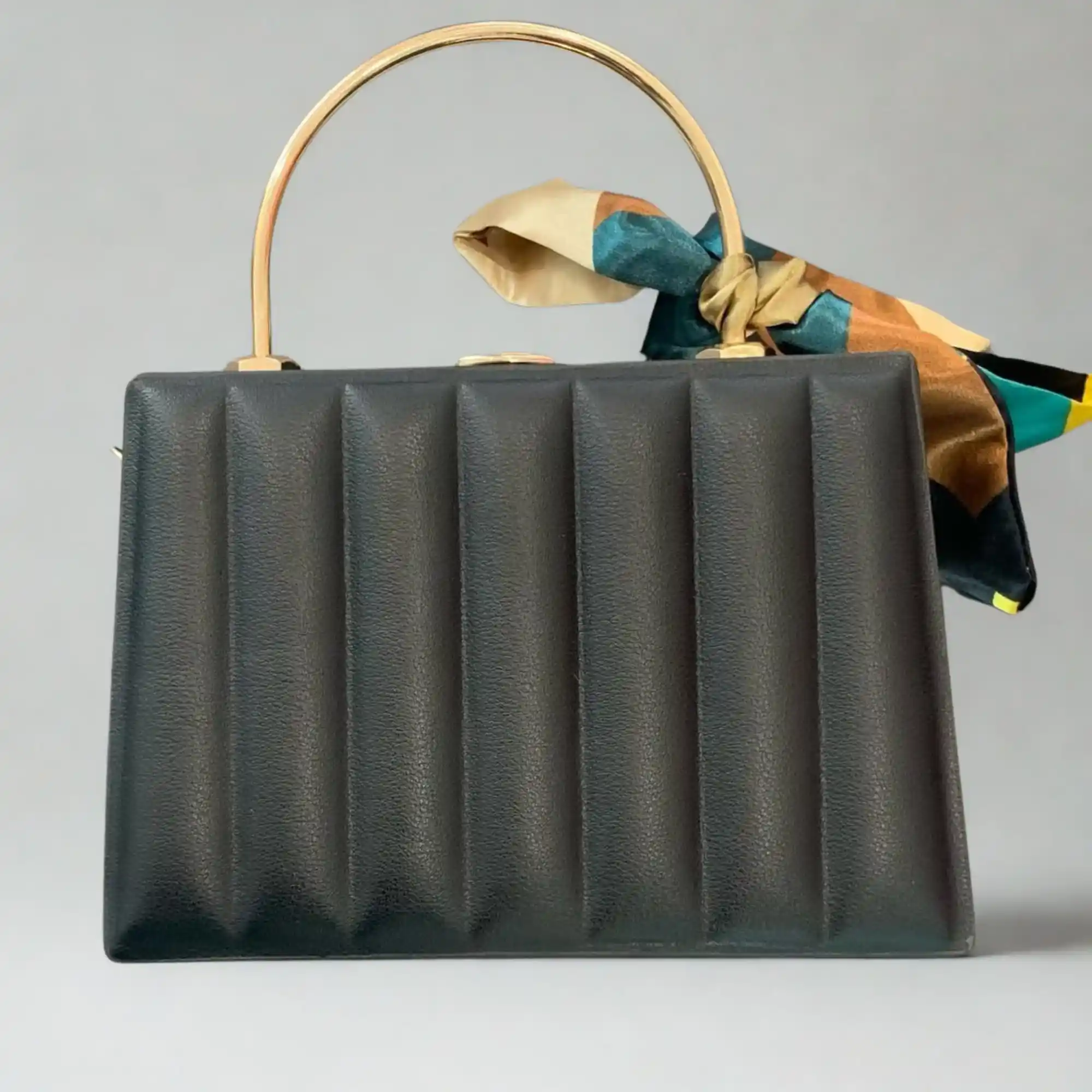 Ellera (Black) - Image 2