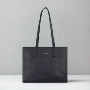 Iyra (Black)