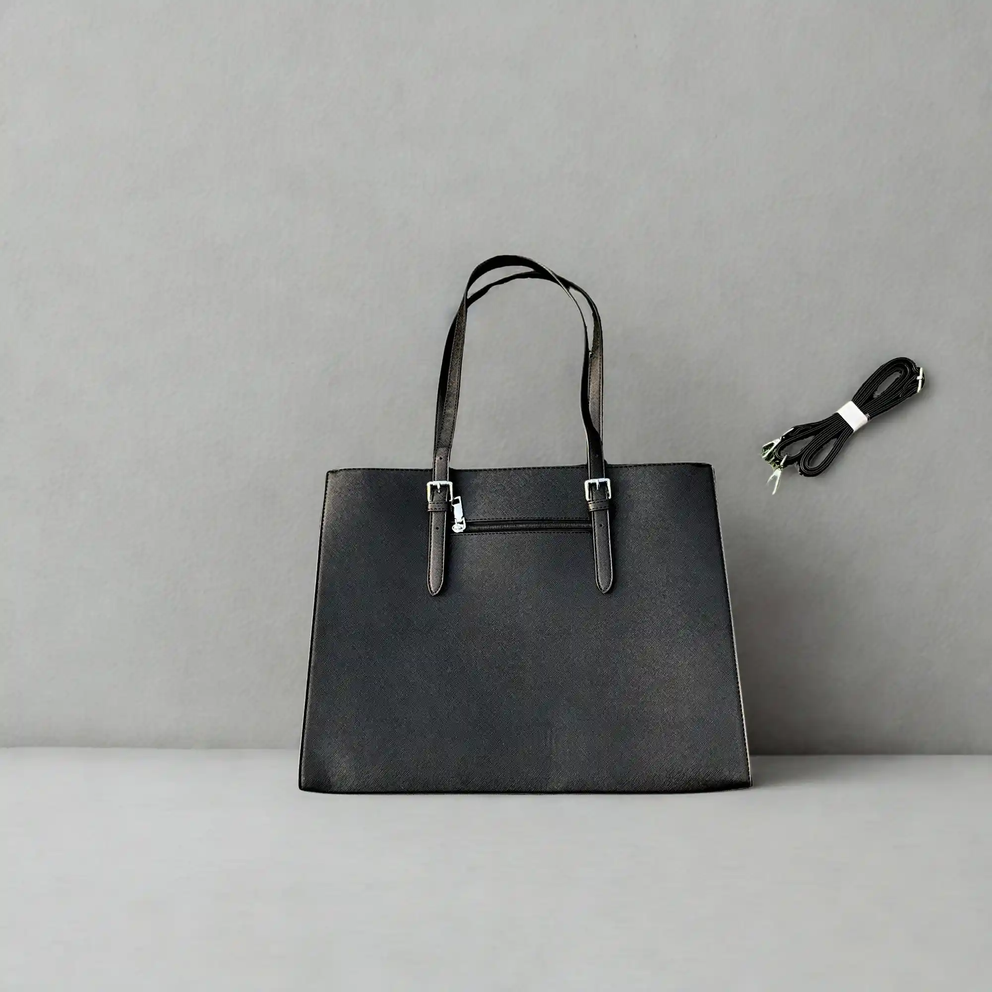 Giarda (Black) - Image 3