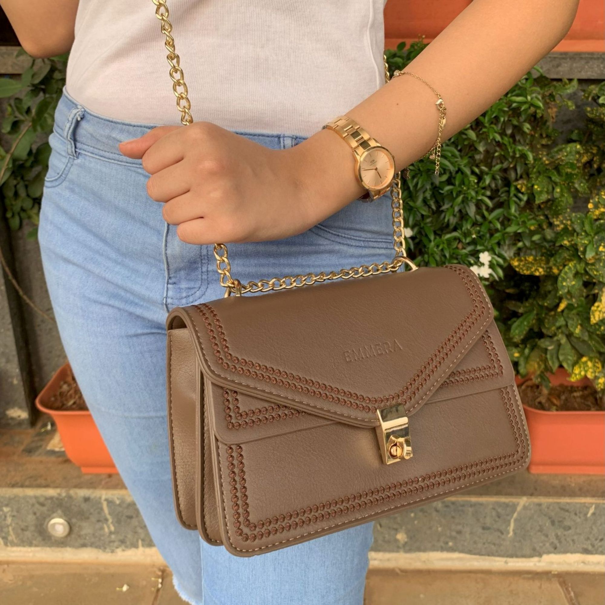 Ryla (Brown) - Image 8