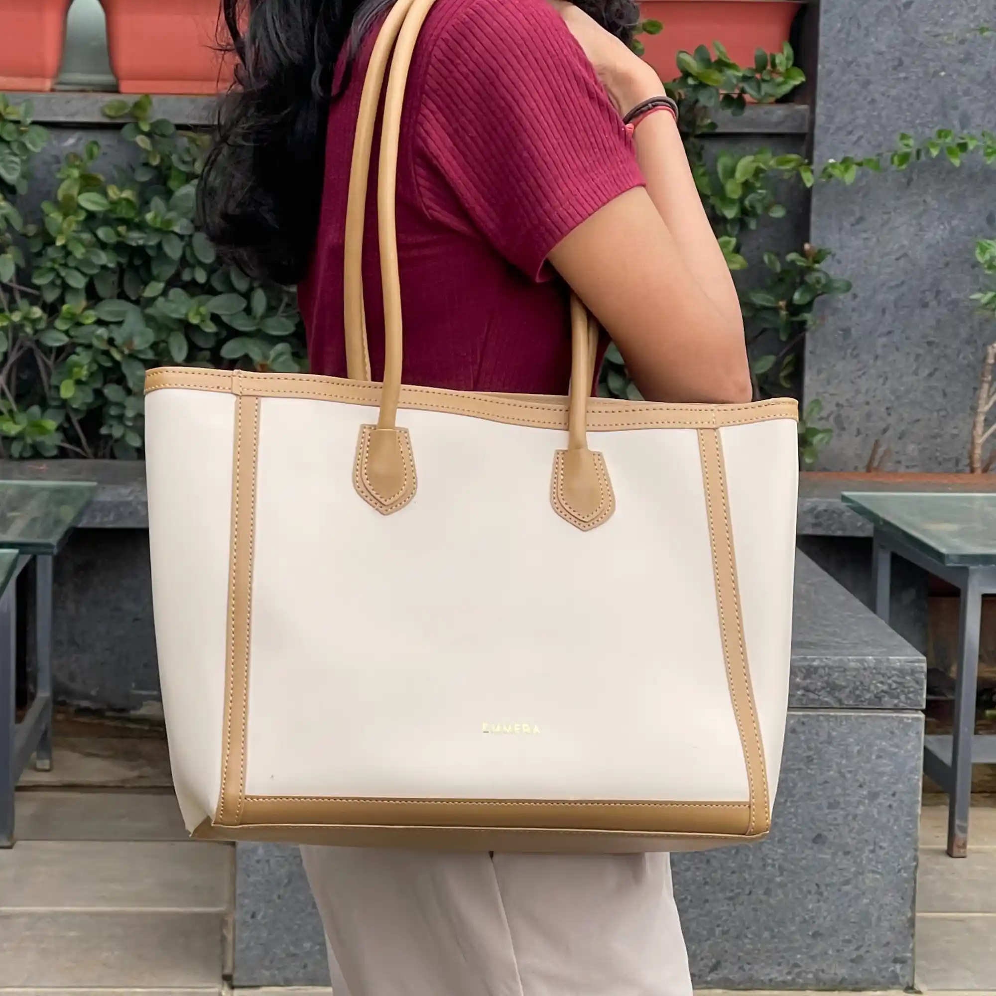 Merak (White) - Image 2