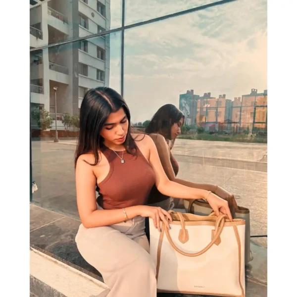 Merak (White) - Image 3